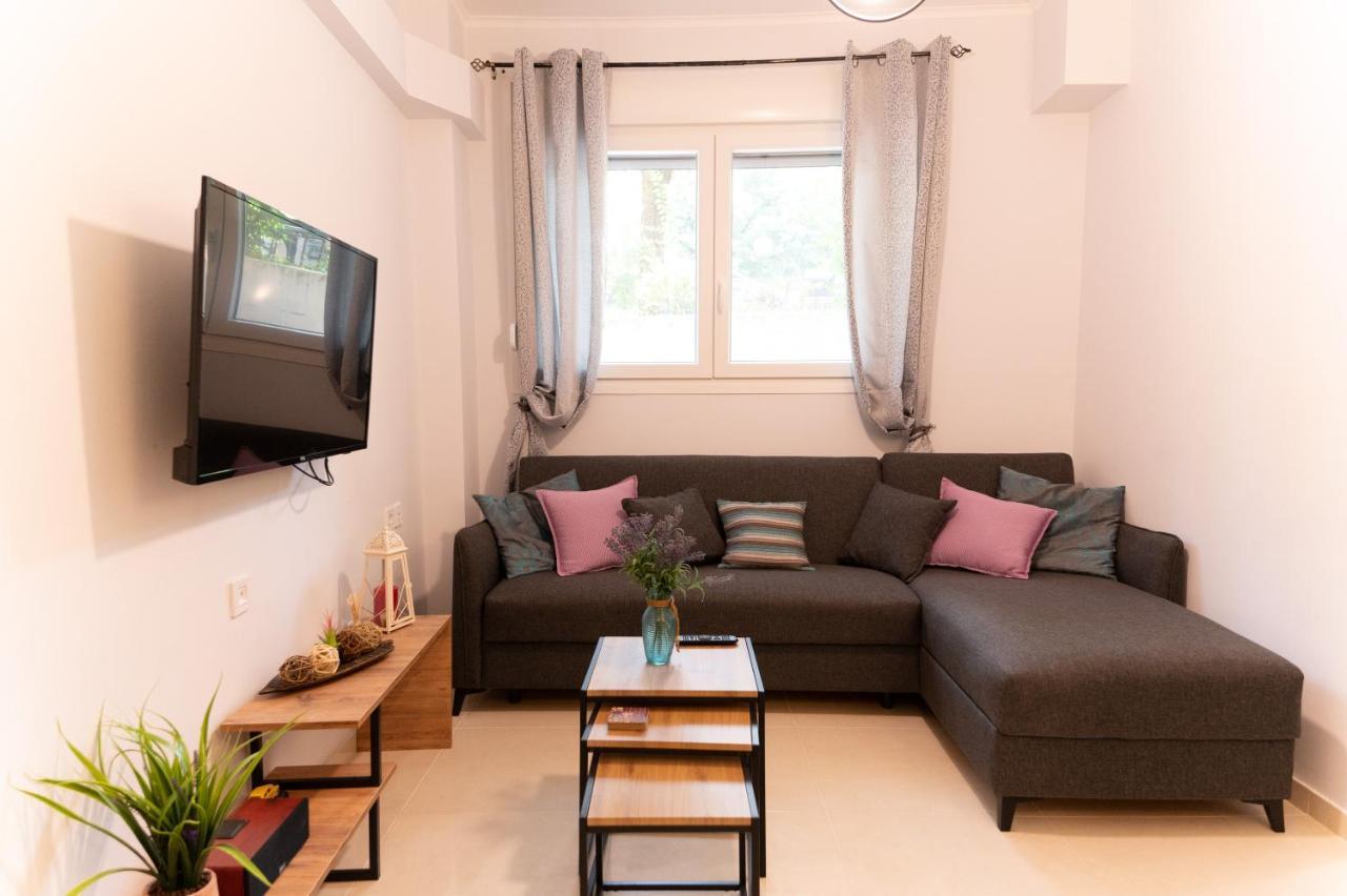 Kristi Central Home อิโออันนินา ภายนอก รูปภาพ
